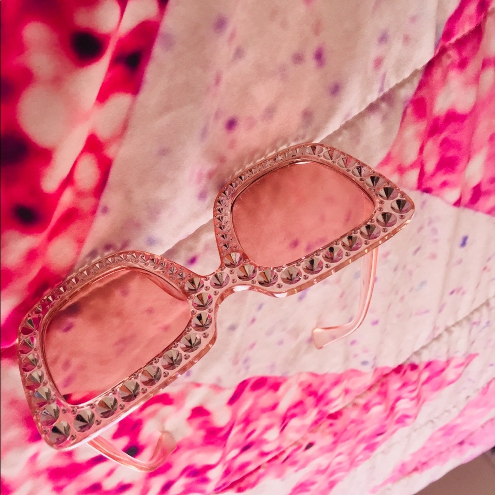 Pink Diamond Shades 💎✨